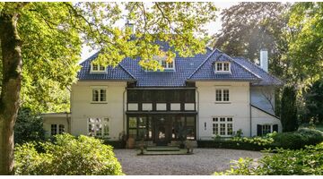 Villa uit Divorce te koop