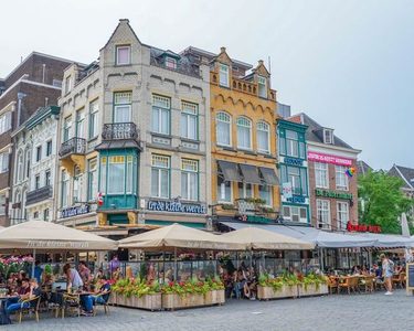Illustratie voor: Shoppen maar! Dit zijn 5 leuke vintage winkels in Den Bosch