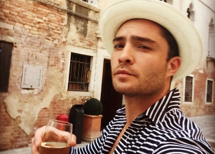 Illustratie voor: Dit is de mega knappe vriendin van Ed Westwick