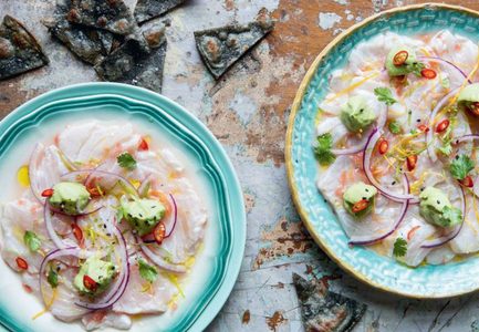 Illustratie voor: Recept: ceviche met passievrucht en tomaat