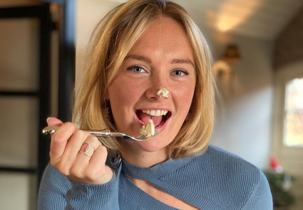 Illustratie voor: Maxime Meiland deelt vol trots haar groeiende babybuik