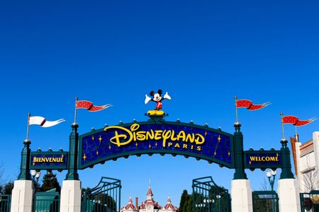 Illustratie voor: Hier wil je aan meedoen: hardloopevenement in Disney thema
