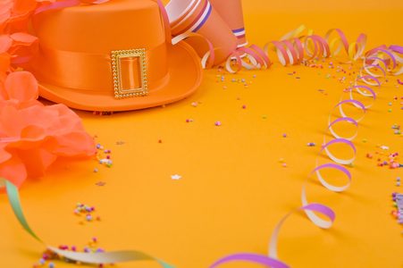 Koningsdag herkenbaar FEM FEM