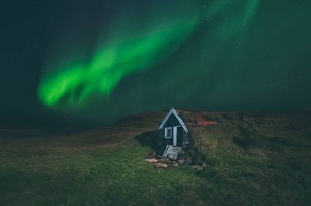 Illustratie voor: Zo ziet 1,5 jaar reizen in het prachtige IJsland eruit