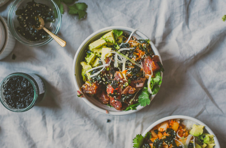 Illustratie voor: Lekkerste recept voor de zondagavond: kimchi poke bowl