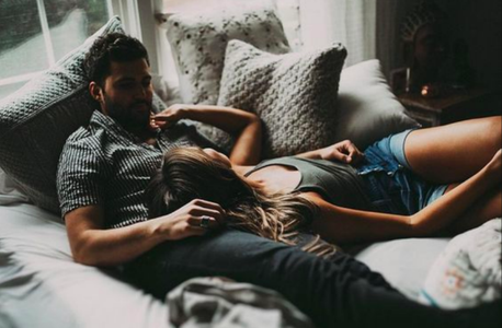 Illustratie voor: Netflix & Chill is goed voor je relatie