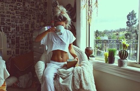 Illustratie voor: Laat de koffie maar staan! Deze 5 theesoorten zijn super gezond