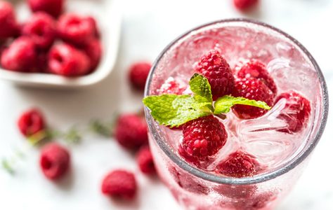 Illustratie voor: Met deze recepten drink je genoeg water tijdens een hittegolf