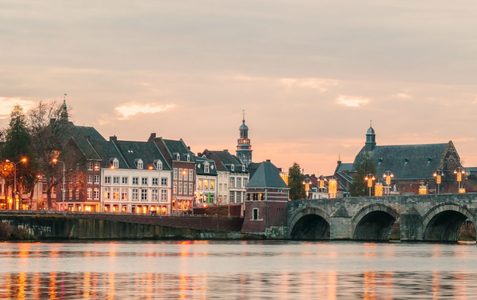 Illustratie voor: Stedentrip in eigen land: 24 uur in Maastricht
