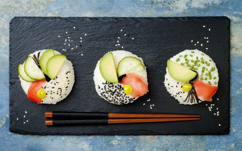 Illustratie voor: Deze sushi donut is hemels en zo maak je hem