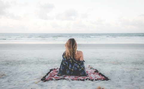 Illustratie voor: #3 Soof: haar lichaamssappen als kers op mijn verjaardagstaart (deel 2)