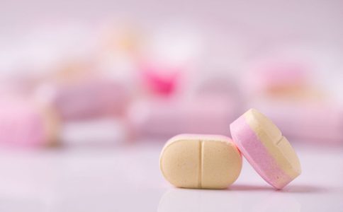 Illustratie voor: Vitaminepillen, hoe goed zijn ze eigenlijk voor je?
