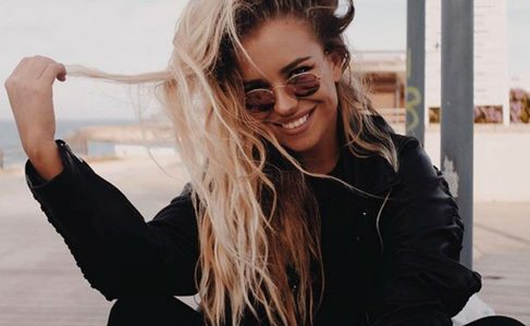 Illustratie voor: Deze app is jouw beste vriendin als je helemaal into selflove bent