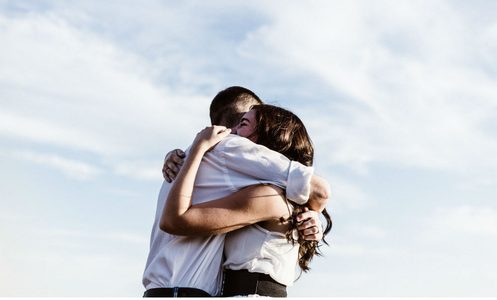 Illustratie voor: Zo blijf je onafhankelijk in een lange relatie