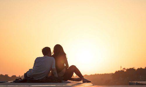 Illustratie voor: Meteen een nieuwe relatie of beter even wachten?