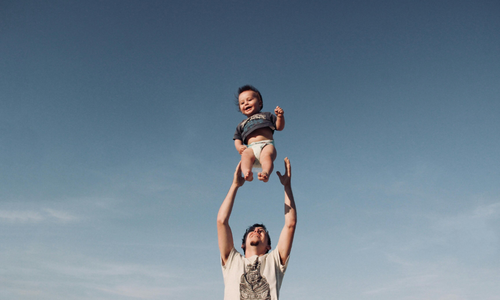 man met kinderen