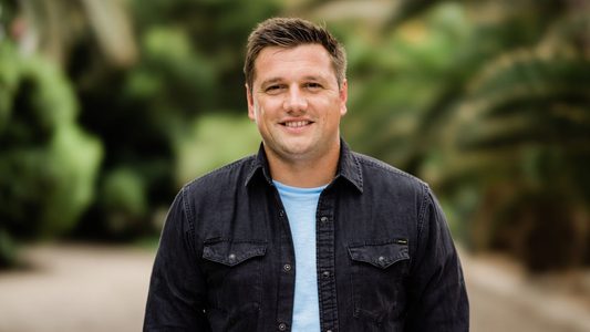 Illustratie voor: Zien: de nieuwe vriendin van Bert uit Temptation Island