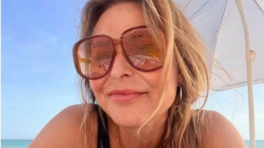Heleen van Royen op het strand