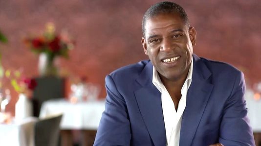Illustratie voor: Zo ziet de opvolgster van maître Sergio van First Dates eruit
