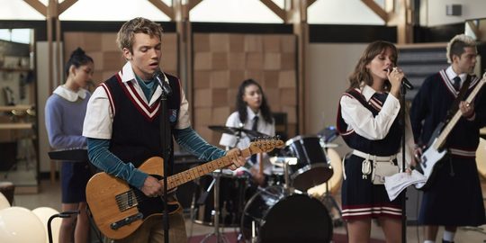 Illustratie voor: Deze nieuwe Netflix serie is een mix tussen Gossip Girl en Élite