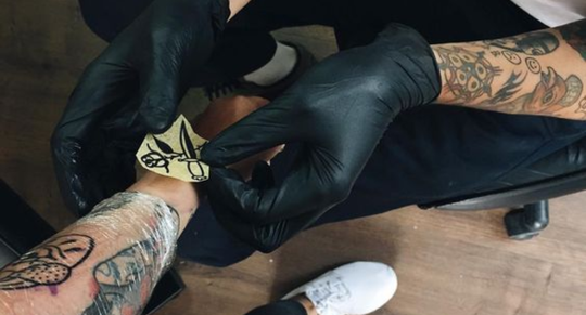 Tattoo blunder verkeerd gespeld tekst