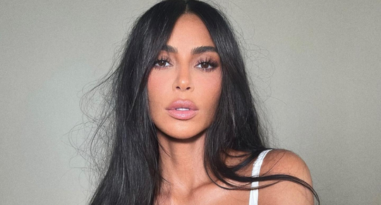 kim-kardashian-kritiek-kerstversiering