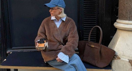 bruine tas