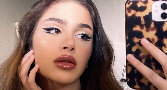 bruine lipgloss