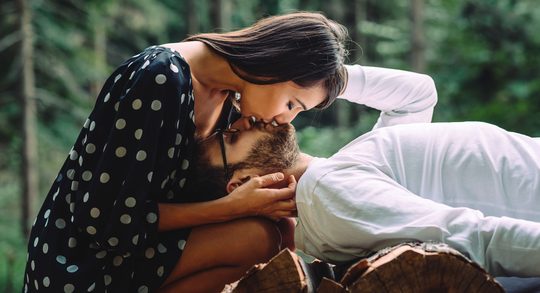 Illustratie voor: Zo voorkomen jij en je partner te veel jaloezie