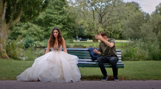 Illustratie voor: Netflix-tip voor de zondagavond: Just say yes!