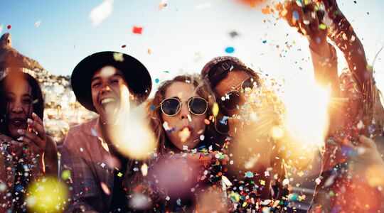 Illustratie voor: Dit zijn de leukste festivals voor Koningsdag