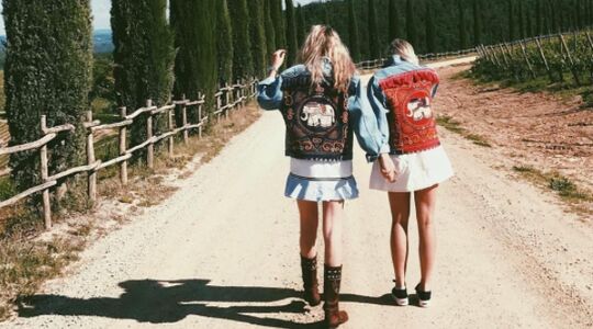 Illustratie voor: Liefde op het eerste gezicht: deze denim jacks van Amsterdamse bodem