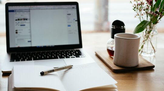Illustratie voor: Zo netwerk jij jezelf zowel online als offline naar de top