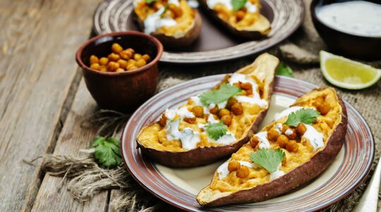 Illustratie voor: Gevulde zoete aardappel: ons nieuwe favoriete kostje