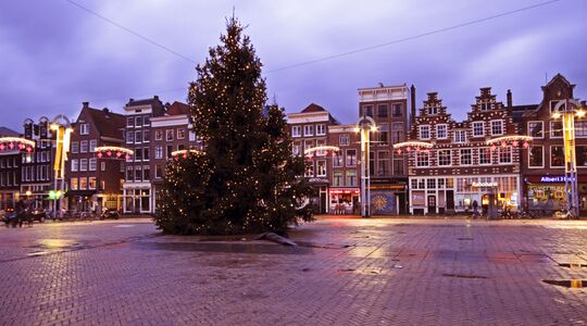 Illustratie voor: Er komt een super grote kerstmarkt naar Amsterdam met alles erop en eraan
