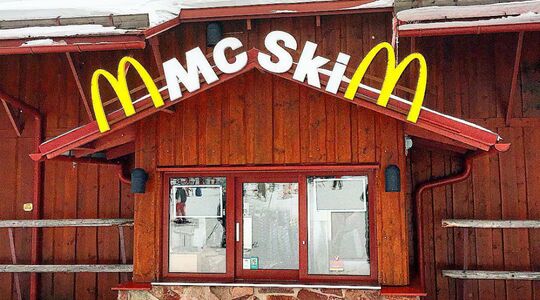Illustratie voor: Geniet op de piste van je Big Mac dankzij deze McSki