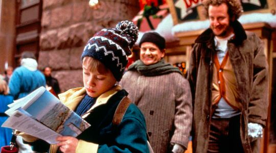 Illustratie voor: Duizend dollar verdienen met het bingewatchen van kerstfilms? YES PLEASE