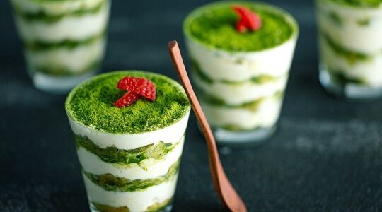 Illustratie voor: Matcha fan? Dan is deze matcha tiramisu hét recept voor jou