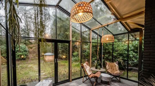 Illustratie voor: Vakantie in eigen land: dit zijn de 5 mooiste Airbnb’s in Overijssel