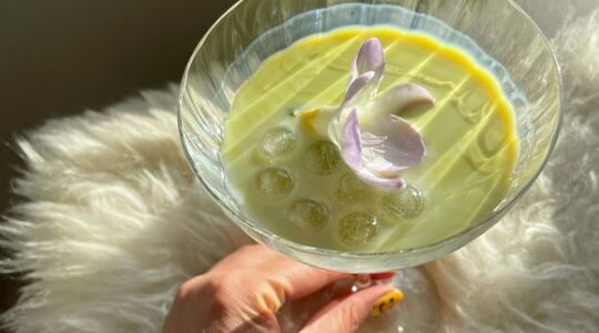 Illustratie voor: Matcha fans opgelet: deze Tia Maria Matcha móet jij uitproberen!