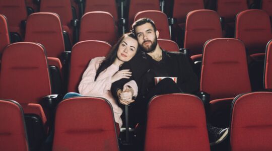 Illustratie voor: Dit zijn de leukste films om samen met je vriend te kijken!