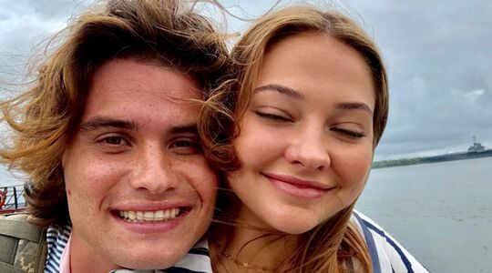 Illustratie voor: Outer Banks’ Chase Stokes en Madelyn Cline zijn uit elkaar