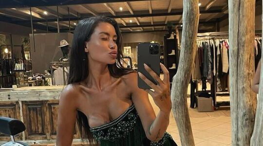 Illustratie voor: Jaimie Vaes deelt verdrietig nieuws op Instagram