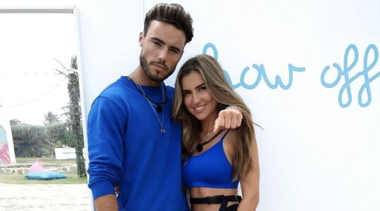 Job en Esmee (Love Island) onverwachts uit elkaar