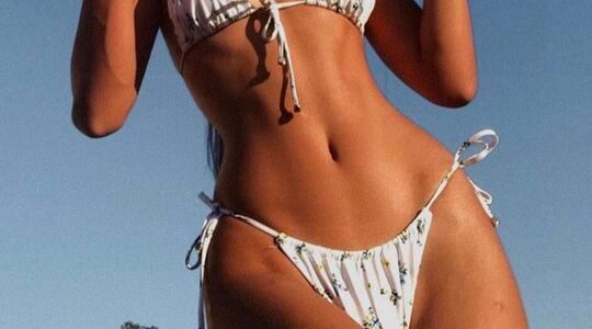 bikiniwax