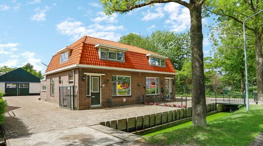 twee-onder-één-kapwoningen funda