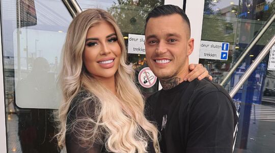 Illustratie voor: Groot nieuws voor EOTB-Shani en Davey: ‘I said yes’