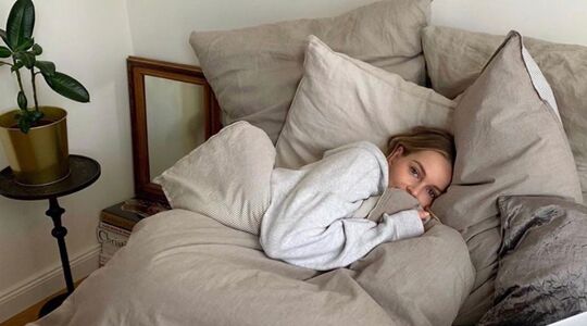 kou in bed
