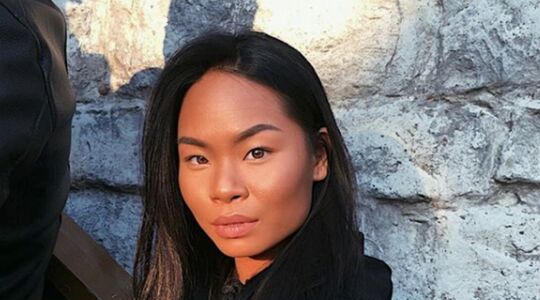 Lena Echte Meisjes in de Jungle lipfillers eruit