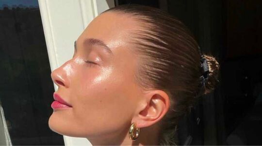 hailey bieber beautyhacks model